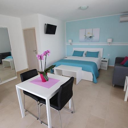 Studio Emanuel Ровинь Экстерьер фото