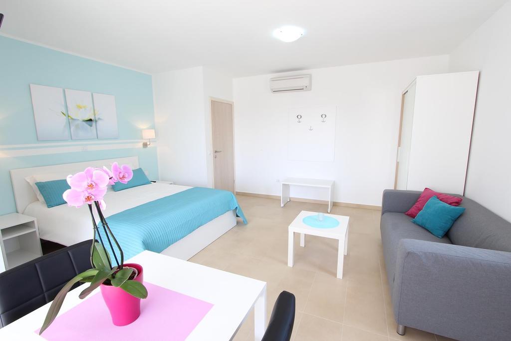 Studio Emanuel Ровинь Экстерьер фото
