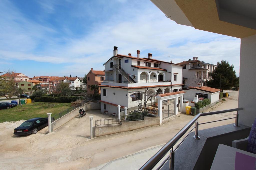 Studio Emanuel Ровинь Экстерьер фото