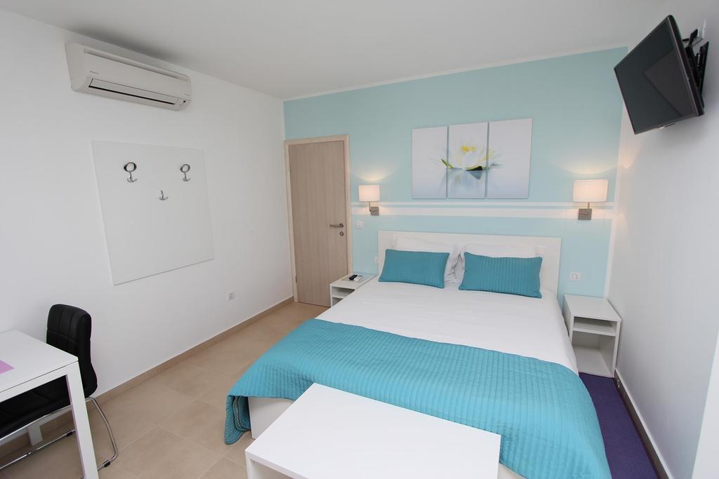Studio Emanuel Ровинь Экстерьер фото